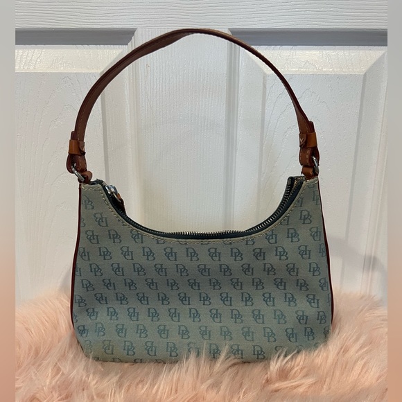 Dooney & Bourke Purse - Picture 8 of 8